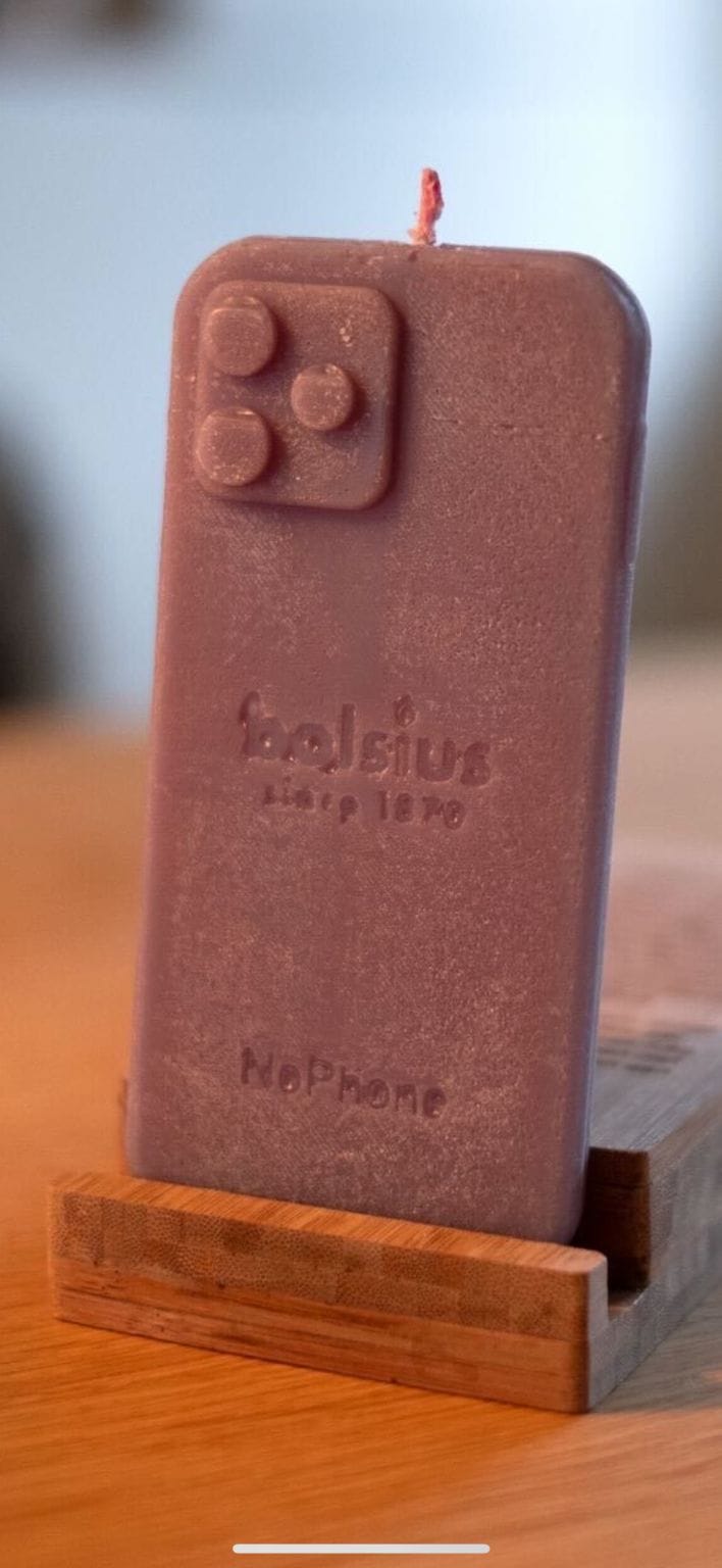 Bolsius kaars in smartphone