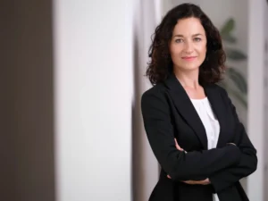Sonja May